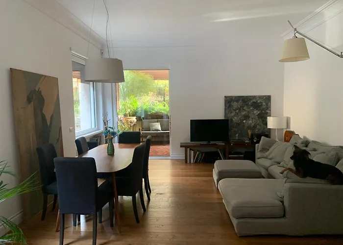Con Terrazza E Luminoso Appartement Rome